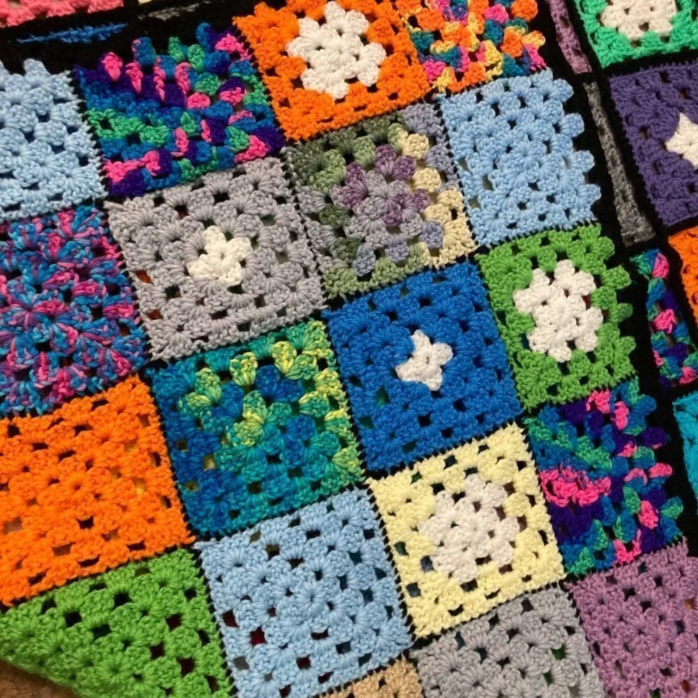 Granny Square Crocheted Blanket Bright Black trim 68 x‎ 108